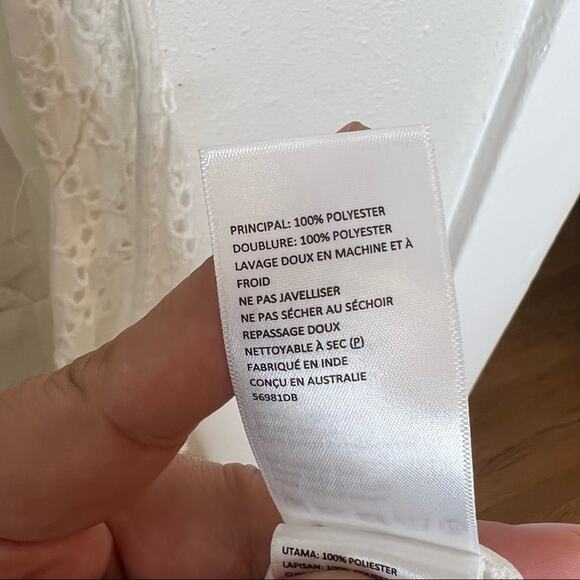 New Bardot White Eyelet Mini Dress Womens size 6 - Picture 9 of 9